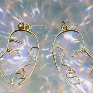 New Hollow Face Design Drop Earrings